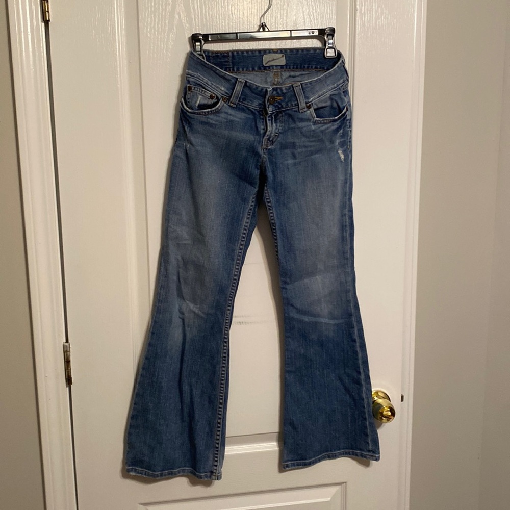 Women’s Buckle Bootcut Jeans 28x28